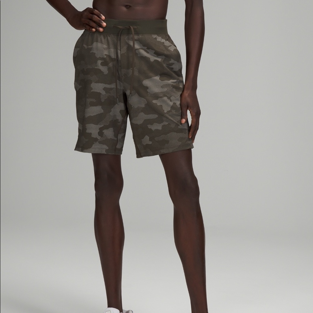 Lululemon Mens T.H.E Short 9" Inseam Linerless